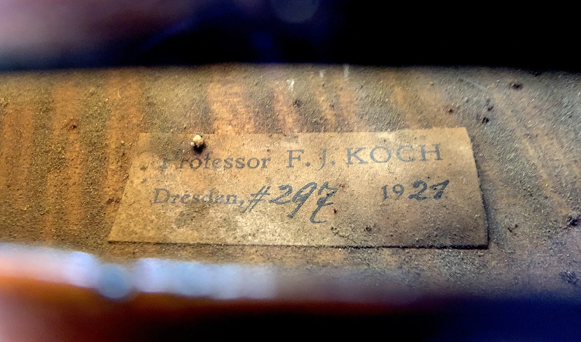 Certificate accompanying F. J. Koch violin, Dresden 1921