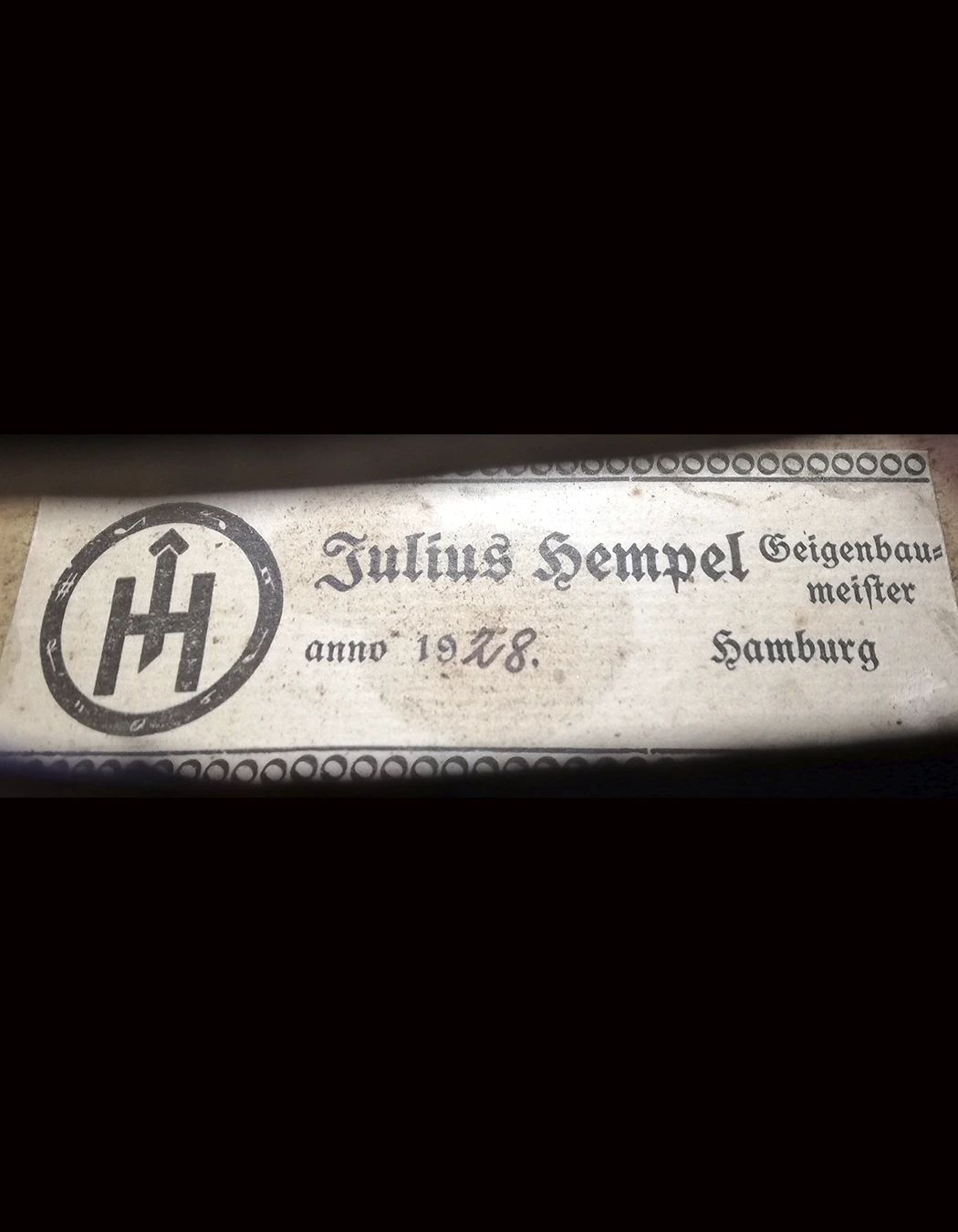 Certificate accompanying the Julius Hempel violin, Hamburg 1928